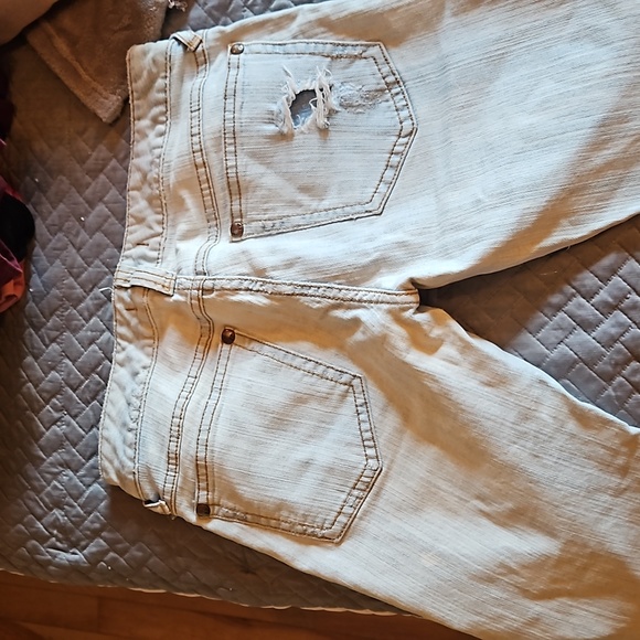 Pants - Picture 4 of 6